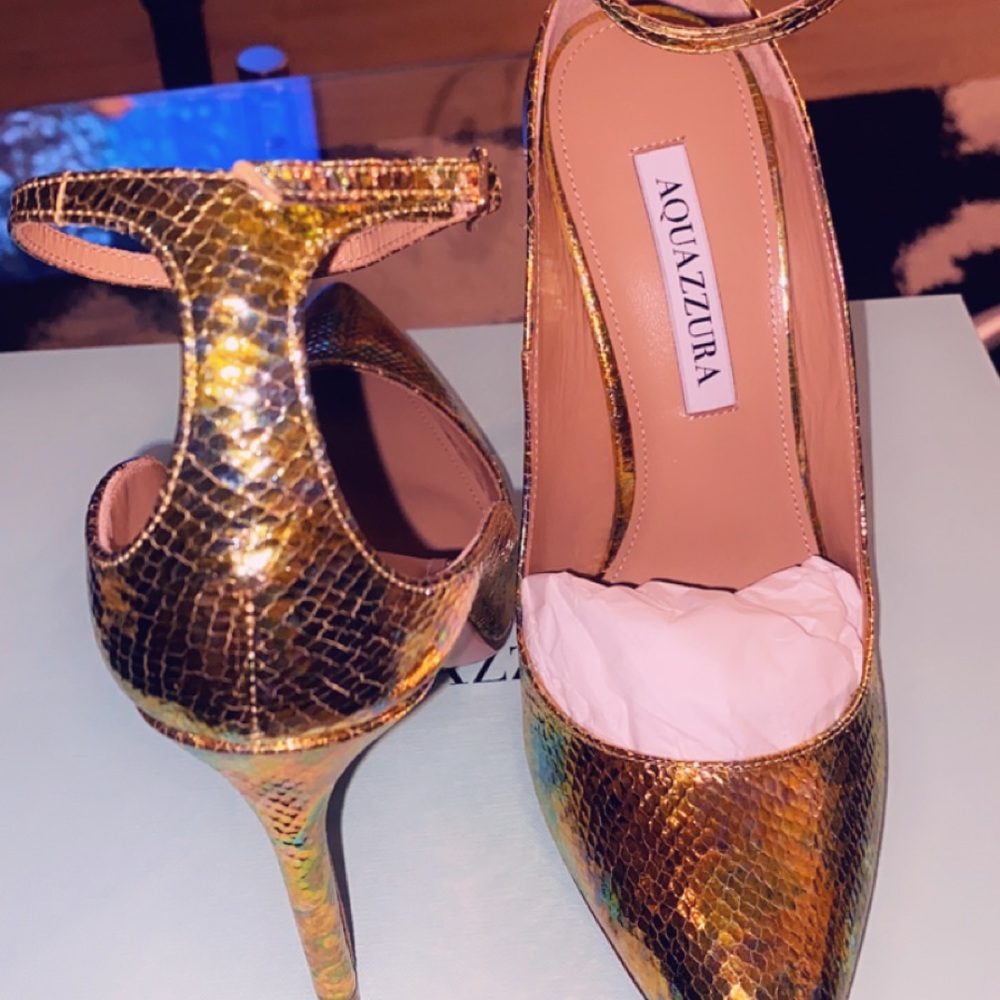 Aquazzura love affair croc-effect leather Pump. Multicolor new box and dust bag.